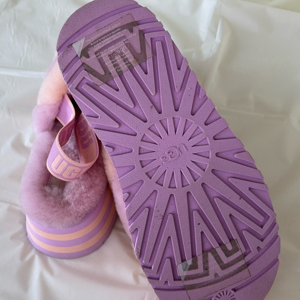 UGG Fluffy Purple and Pink Platform Slippers/ size 10 - Picture 4 of 5